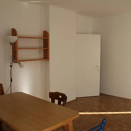 Vera Apartman *