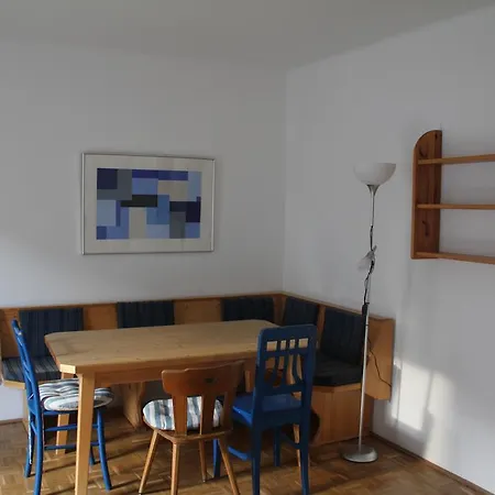 Vera אוברוולאך